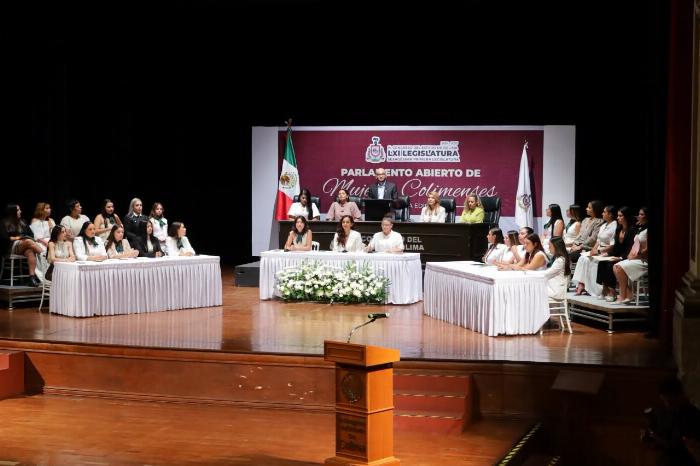 Presentan mujeres colimenses iniciativas sobre inclusión, salud, prevención de las violencias y cuidados en Segundo Parlamento Abierto