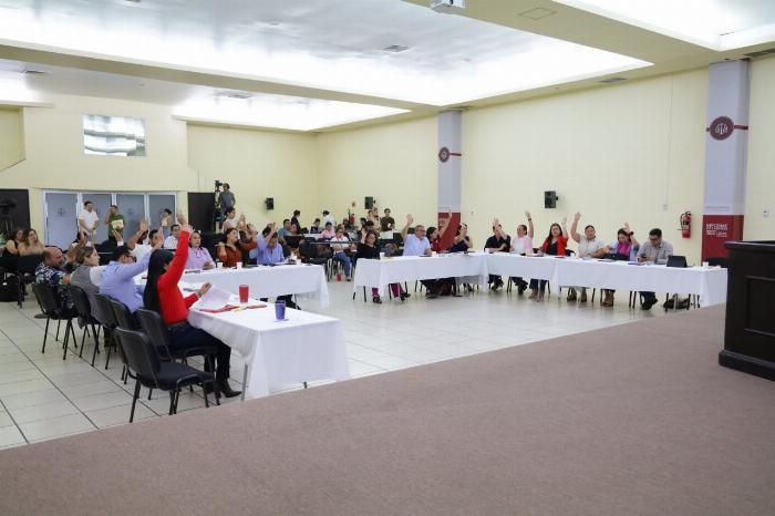 Aprueban reforma para proteger a las personas adultas mayores de violencia patrimonial y económica