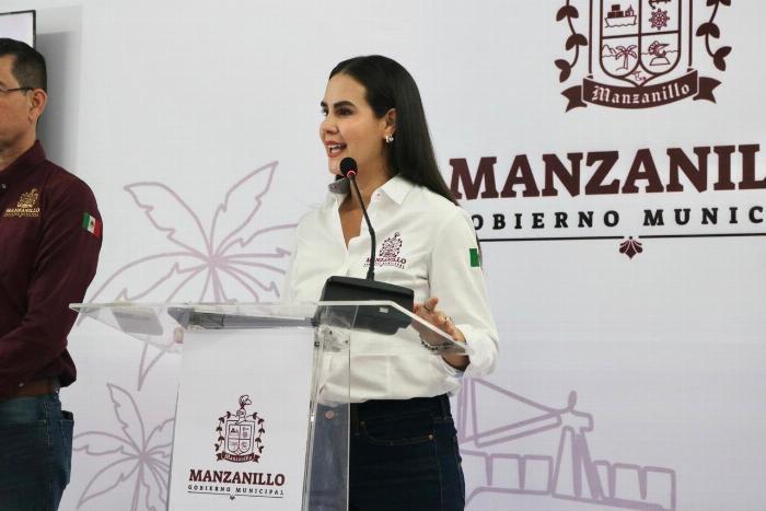 Rosi Bayardo resalta avances de su administración y anuncia nuevas obras para Manzanillo