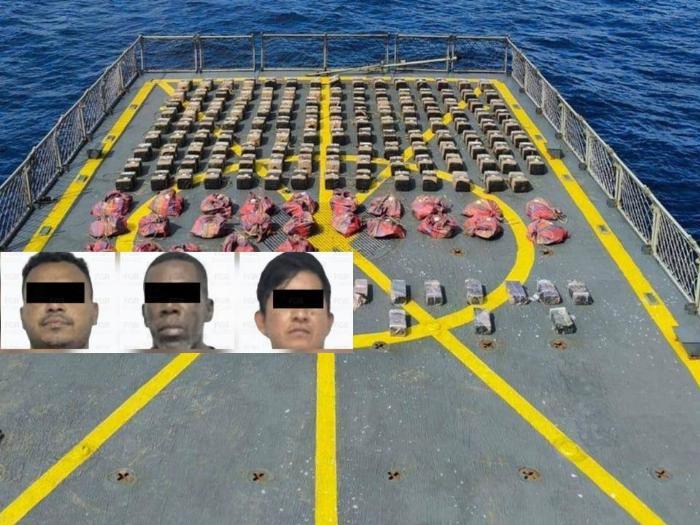 Eran 2 ecuatorianos y un colombiano los detenidos en el sumergible con toneladas de cocaína en Manzanillo (Video)