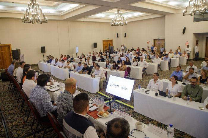 Autoridades informan a cámaras empresariales avances de autopista Colima-Manzanillo