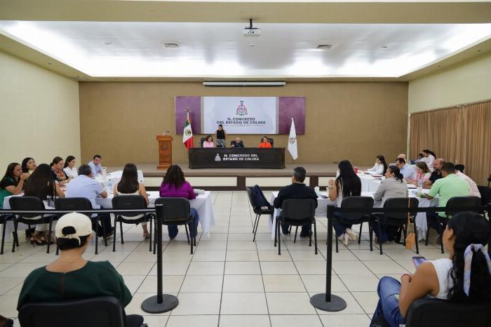 Aprueban regulación general sobre el uso de celulares y tecnologías digitales en planteles educativos