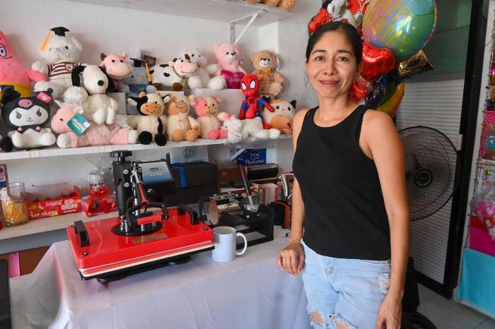 Manzanillo continúa respaldando a emprendedores con herramientas y capacitaciones