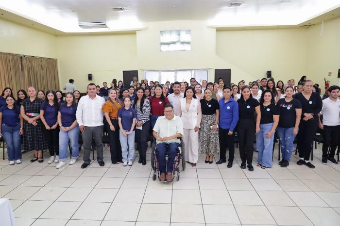 Realizan Foro rumbo al reconocimiento del Himno de Colima en Lengua de Señas Mexicana