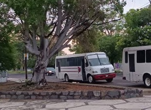 Detienen a un hombre que acosaba a menor de edad en transporte público